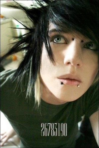 Guys Hair Cuts on Inspiration Short Spiky Emo Haircuts For Emo Guys
